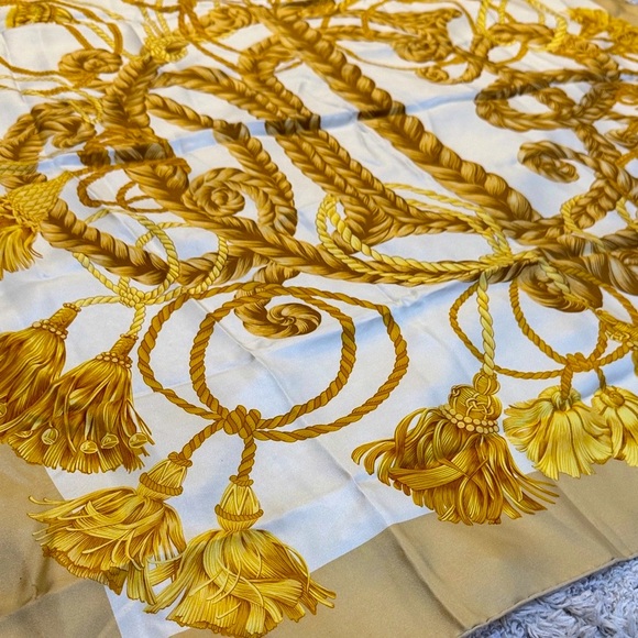 Authentic Dior Gold and Cream Silk Oversize Scarf - Picture 8 of 11